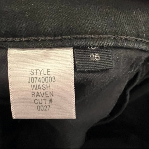 Veronica Beard Carolyn Black Tuxedo Stripe
Black Jeans - Picture 11 of 11